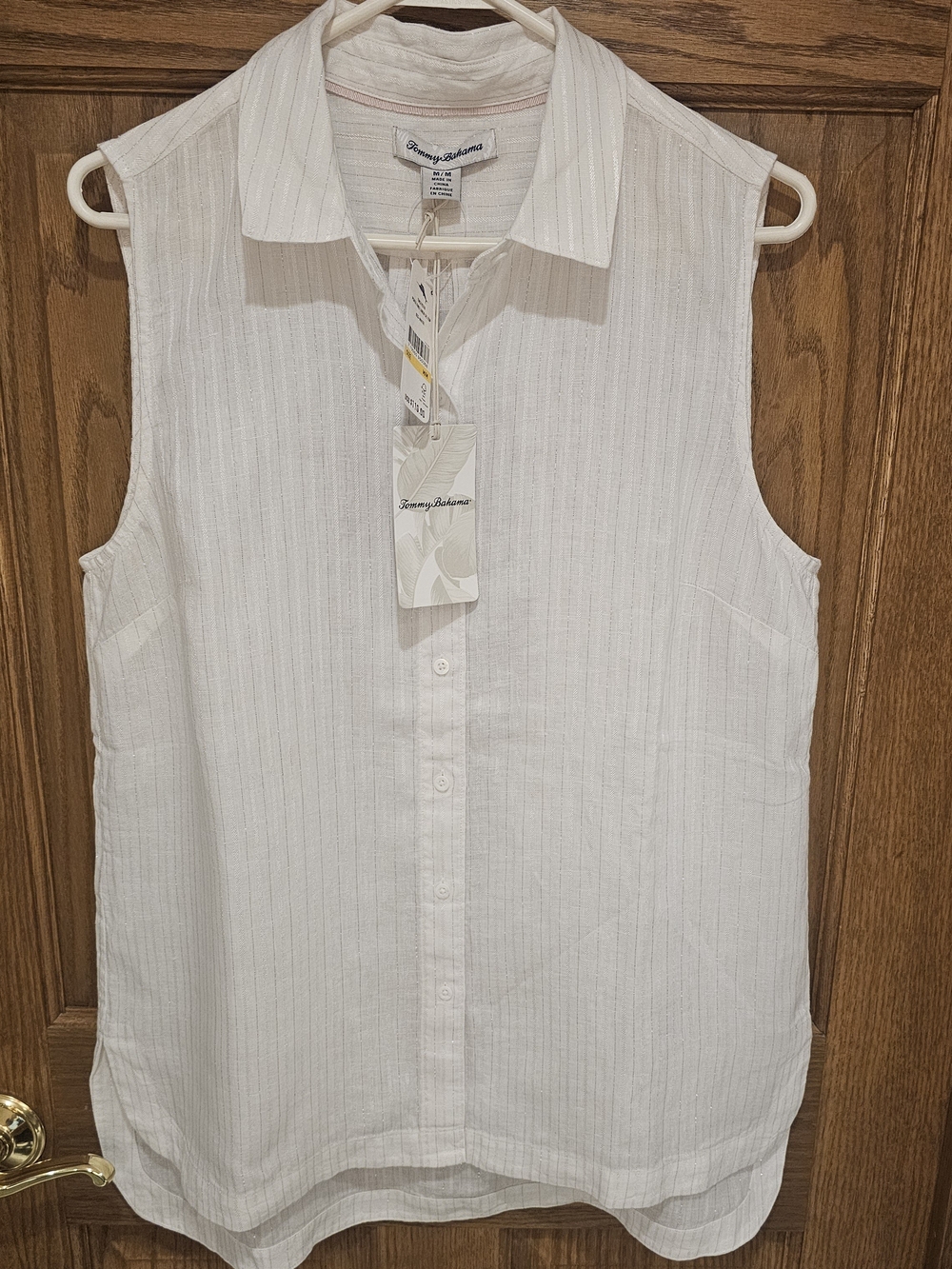 Tommy Bahama Sleeveless White Button-Up Blouse